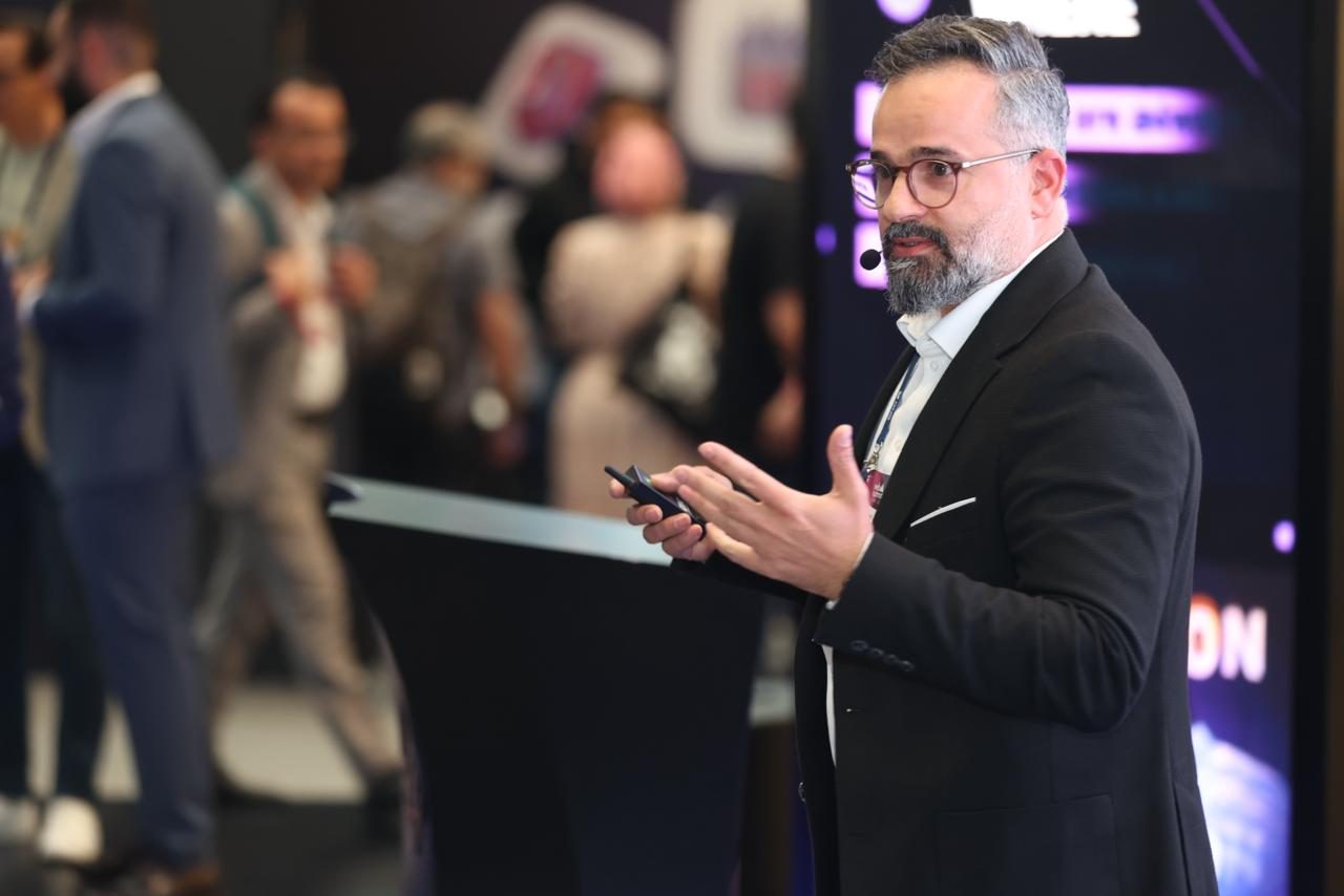 AJMI workshop with Yasser Almehio